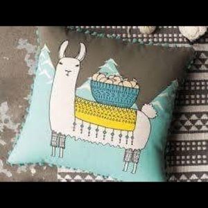  cute Llama pillow